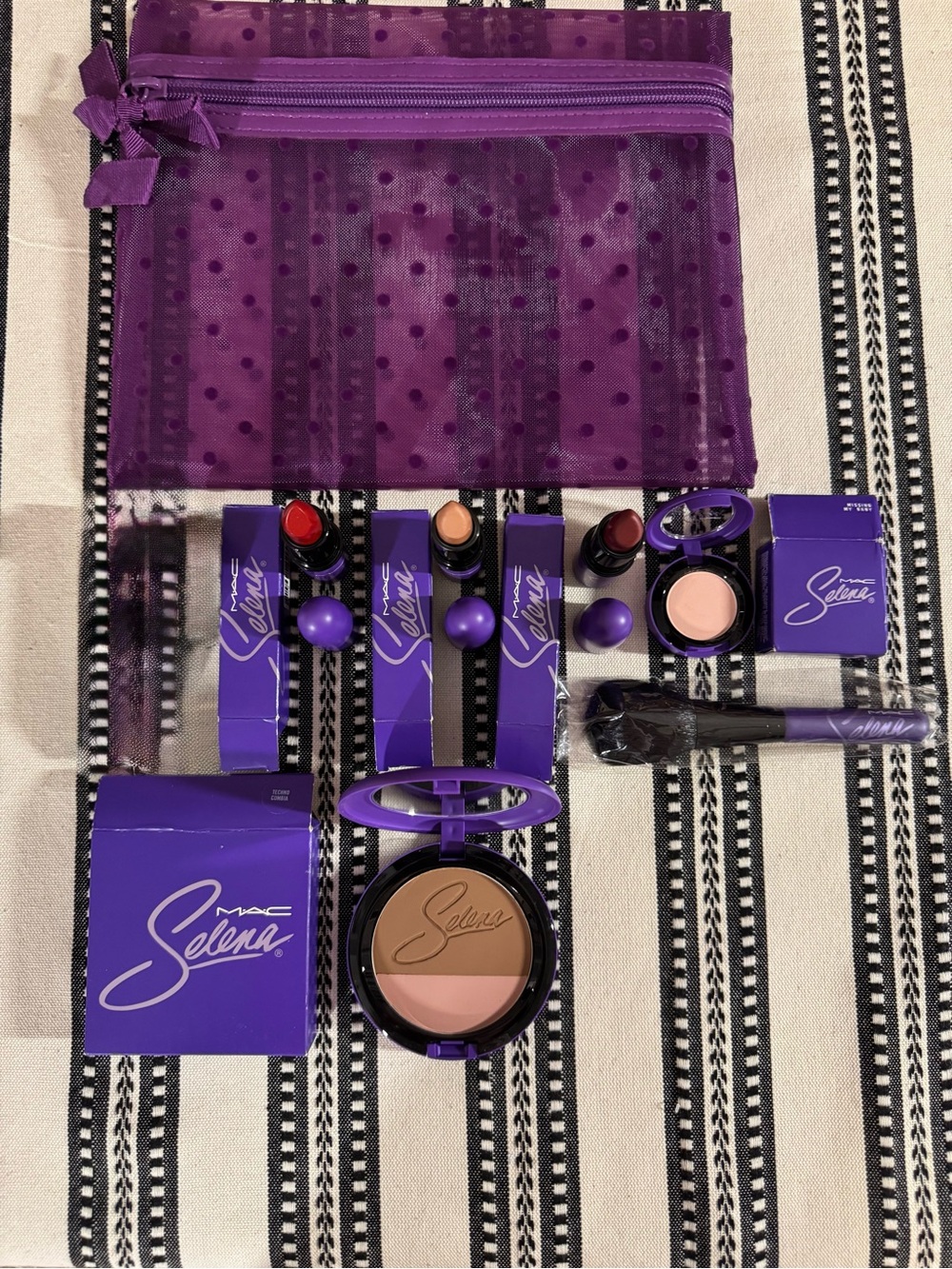 Selena x MAC Cosmetics 2016 Limited Edition Collection, New in Box
